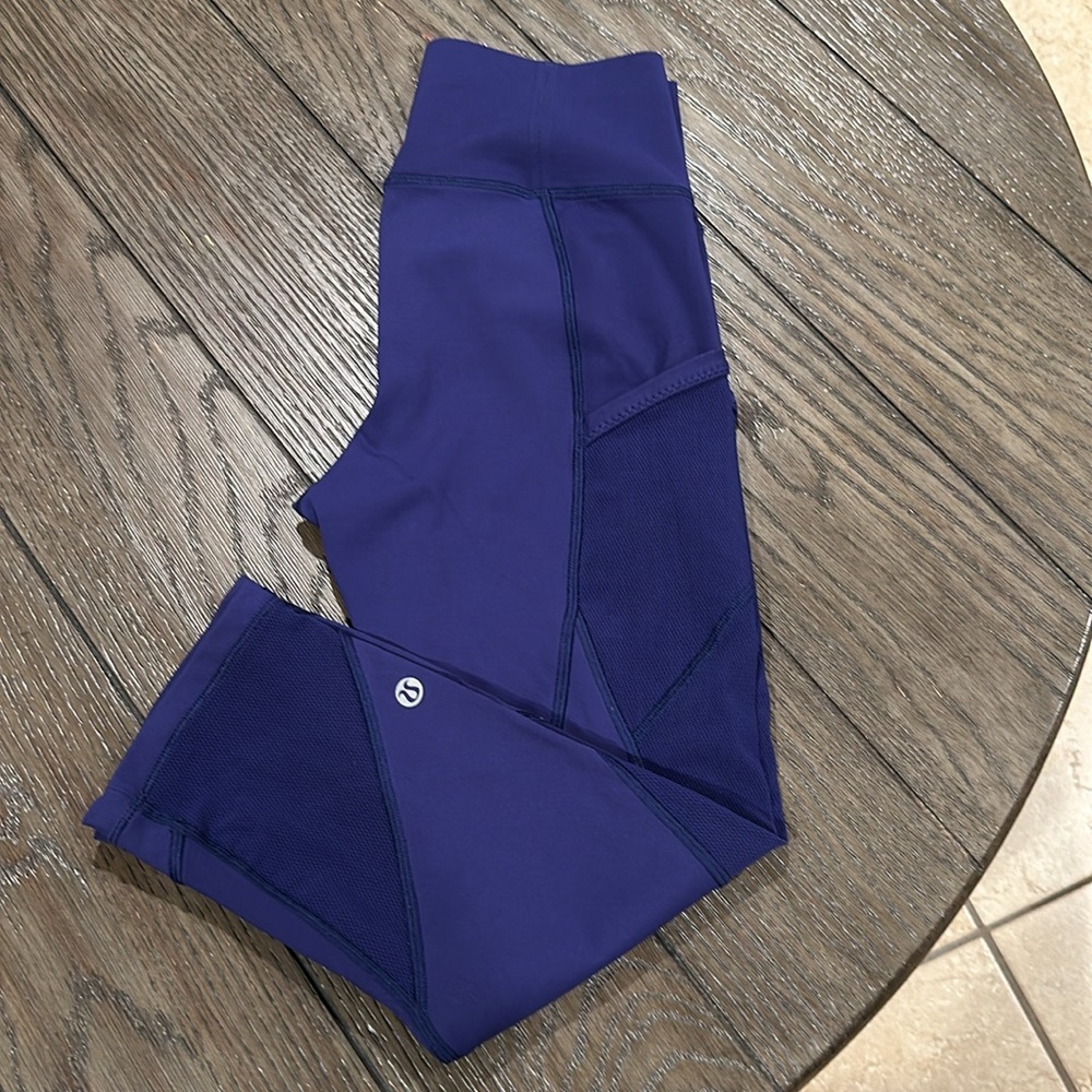 Lululemon caprice purple leggings size 4